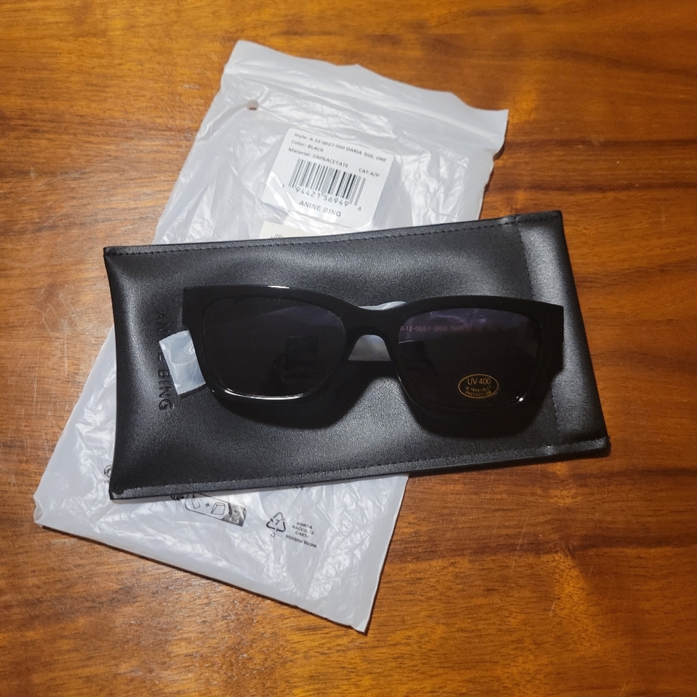 Anine Bing Daria Black Sunglasses - Picture 3 of 3